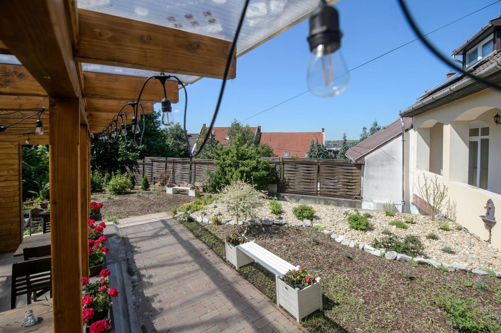 Hotel Illaberek Panzió Eger Exterior foto